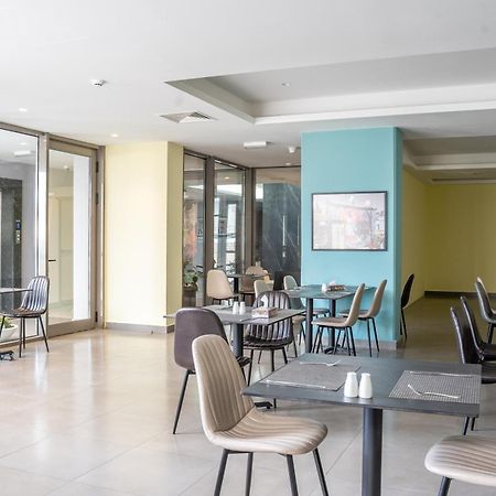 Liv Weibdeh Hotel Suites Amman Dış mekan fotoğraf
