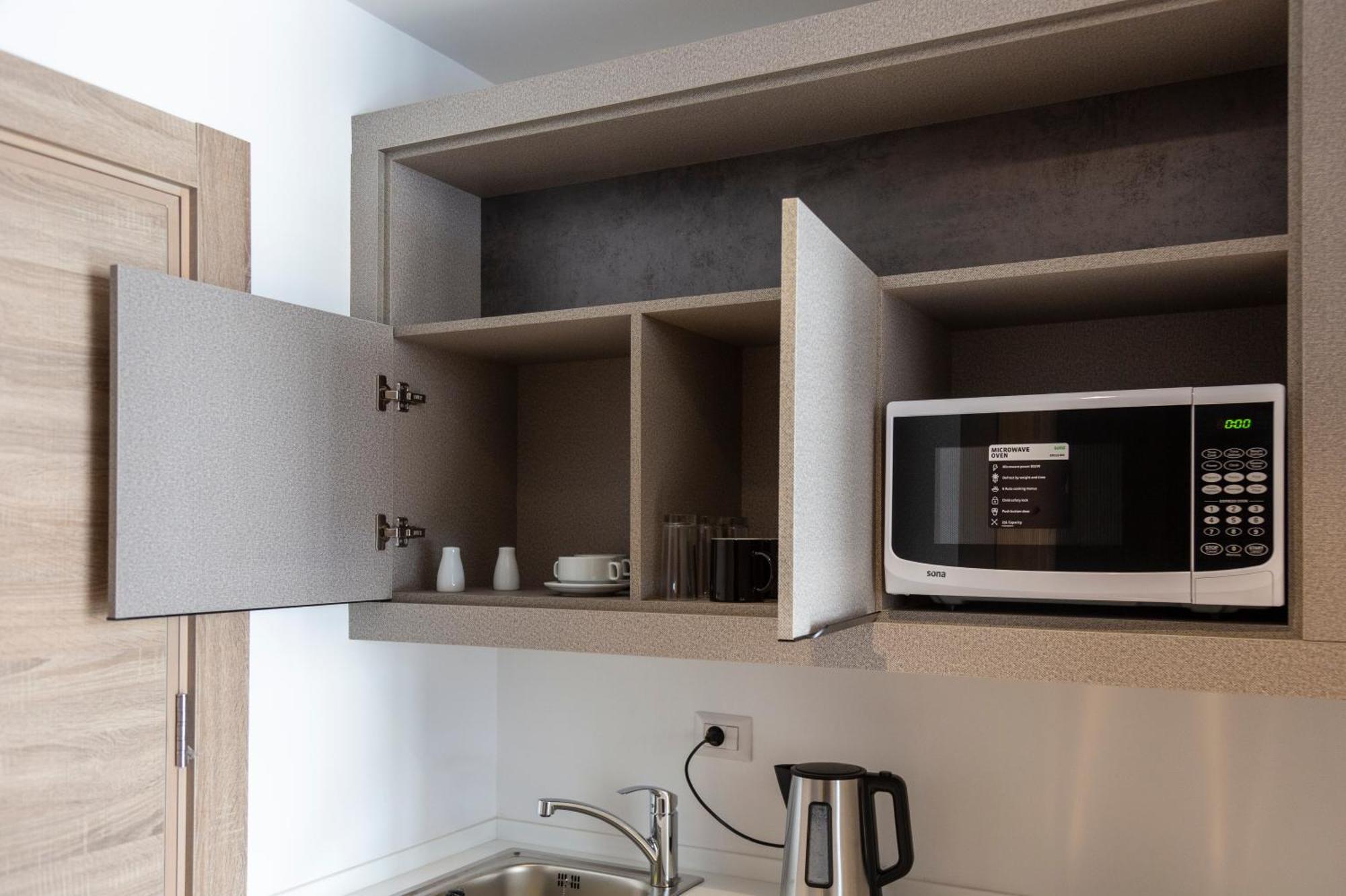 Liv Weibdeh Hotel Suites Amman Dış mekan fotoğraf