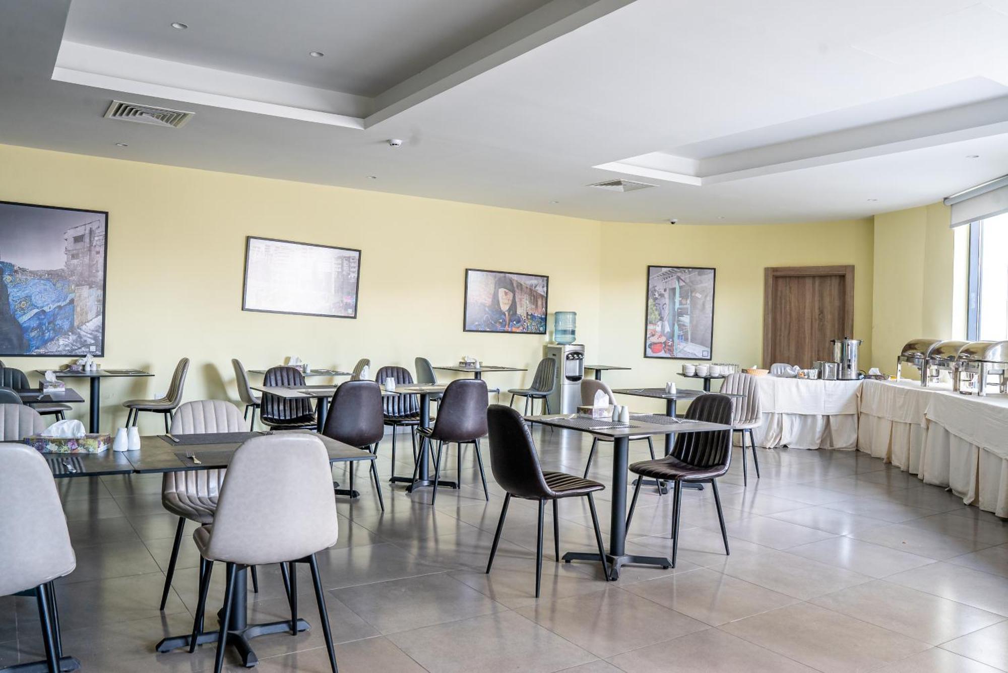 Liv Weibdeh Hotel Suites Amman Dış mekan fotoğraf