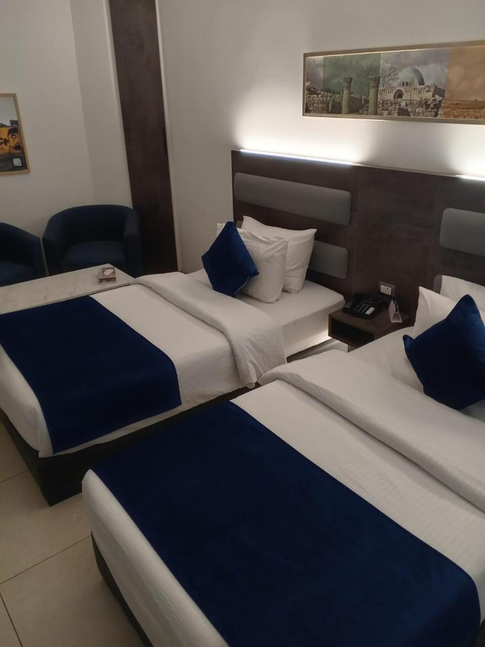 Liv Weibdeh Hotel Suites Amman Dış mekan fotoğraf